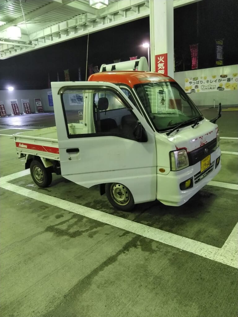 赤帽仕様のサンバー